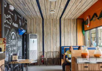 Davao's Blue Posts Boiling Crabs & Shrimps and Cebu's Zubuchon are confidently taking a gamble in the flourishing dining scene of Manila