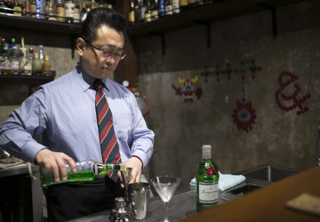 The soft-spoken Hidetsugu Ueno lets his bar guests—and credentials—do all the talking
