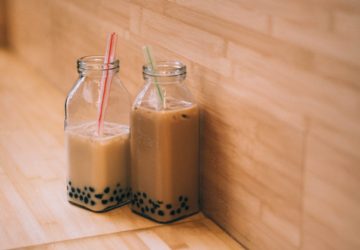 According to GrabFood, bubble tea drinkers are also more likely to order the drink during lunch time on all days of the week