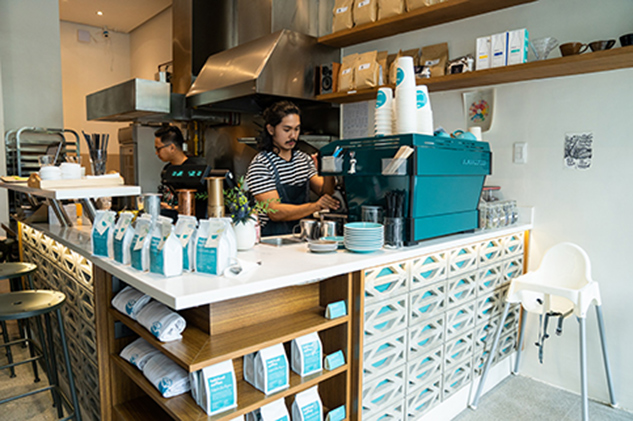 The café is known for its AeroPress Coffee as one of the owners, Kaye Ong, is a world AeroPress brews champion
