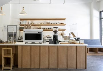 New cafés and coffee shops like Kalidad Coffee are opening amid COVID-19. Is it the right move?